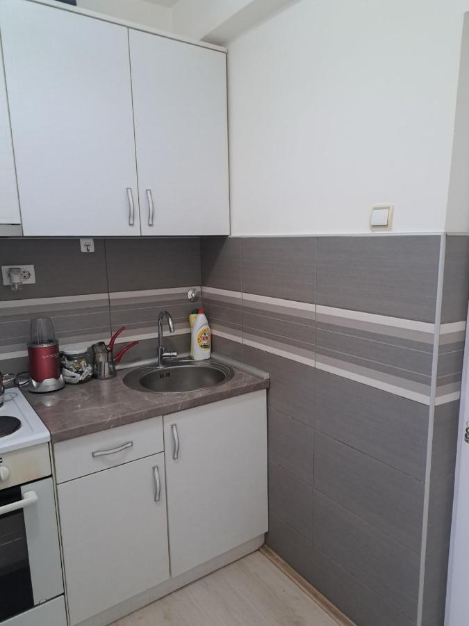 Apartman Sa Panoramom Kruševac Exterior foto