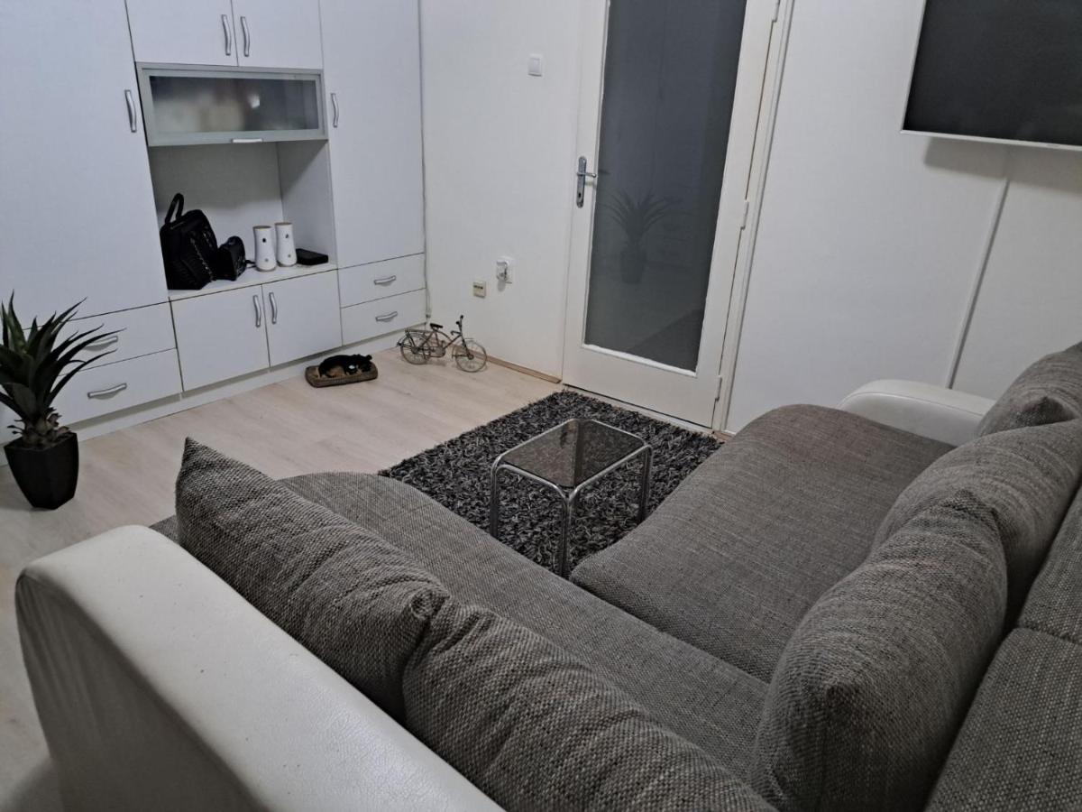 Apartman Sa Panoramom Kruševac Exterior foto